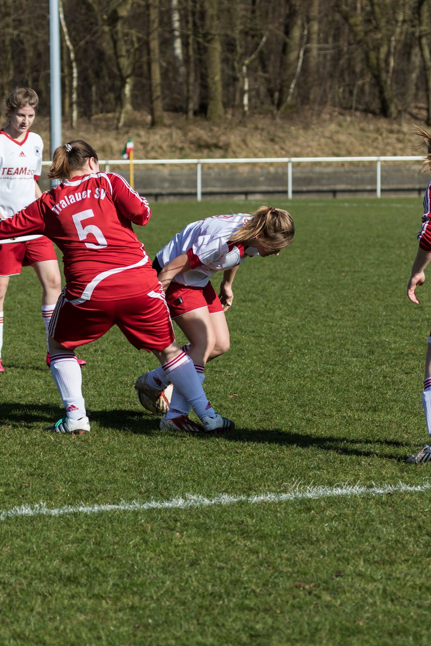 Bild 322 - Frauen SV Boostedt - Tralauer SV : Ergebnis: 12:0